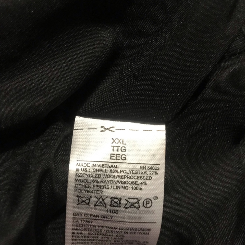 Coat - Picture 3 of 4